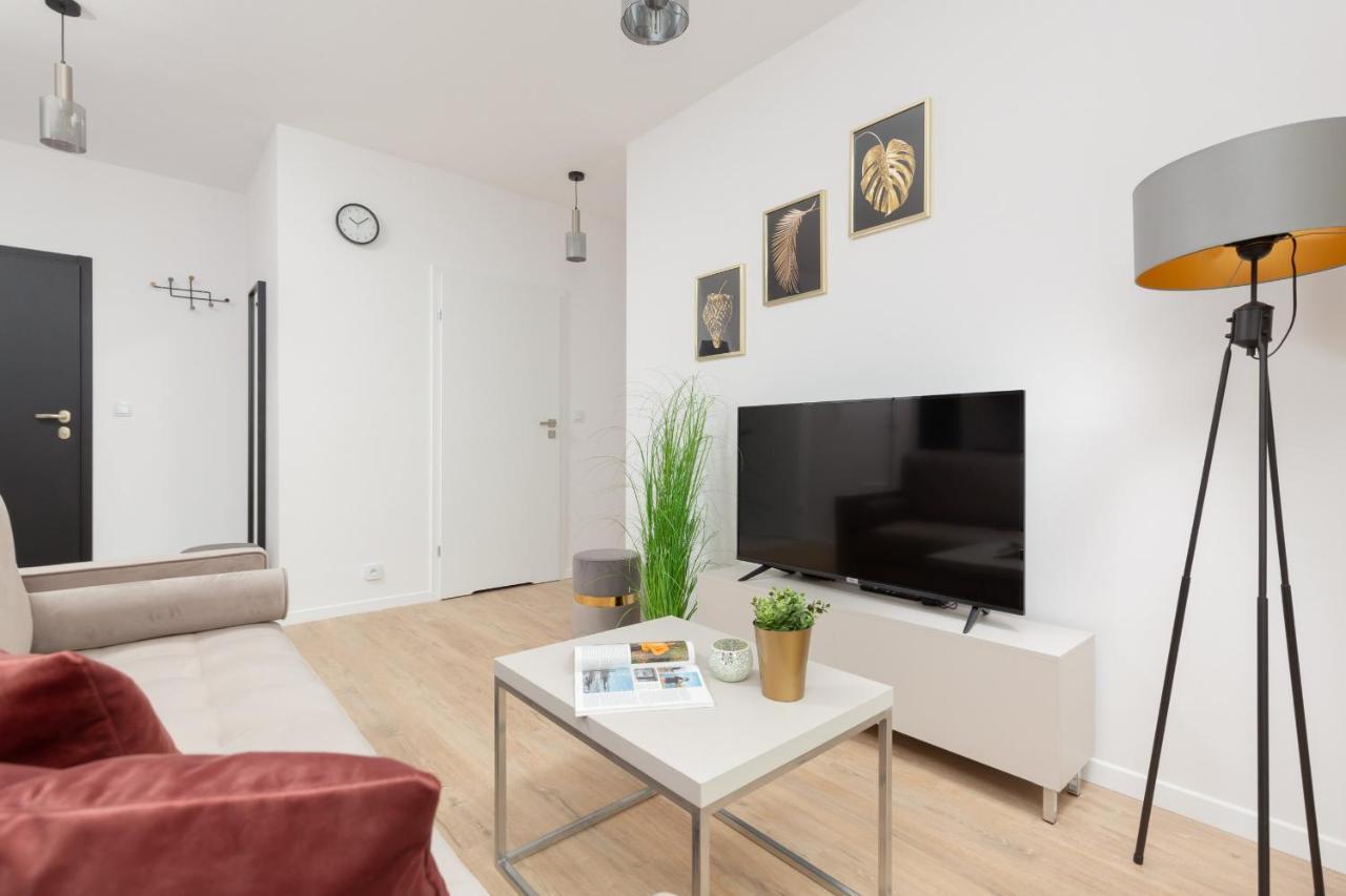 Apartment Stacja Wola Guminska By Renters